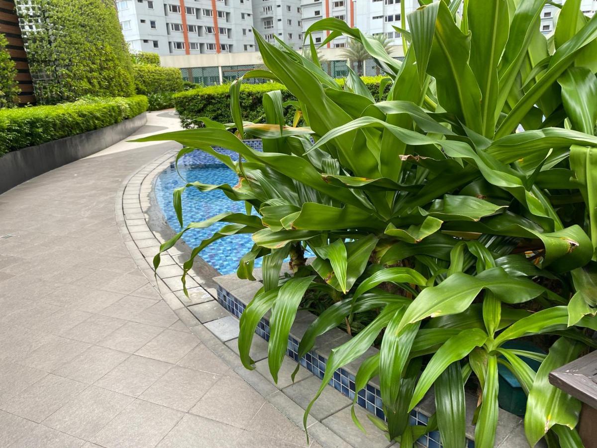 Penthouse Perfection Air Makati Apartment Manila Bagian luar foto