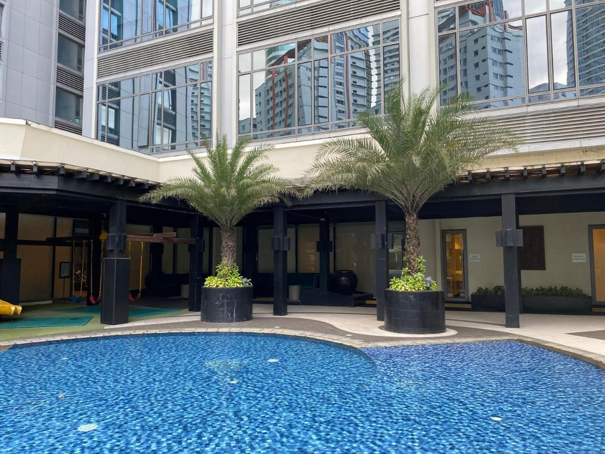 Penthouse Perfection Air Makati Apartment Manila Bagian luar foto