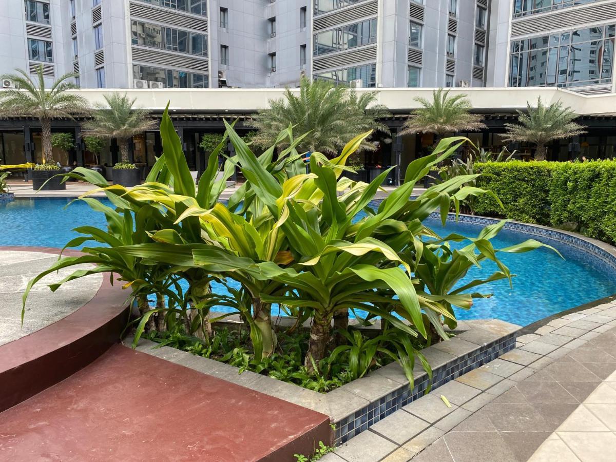 Penthouse Perfection Air Makati Apartment Manila Bagian luar foto